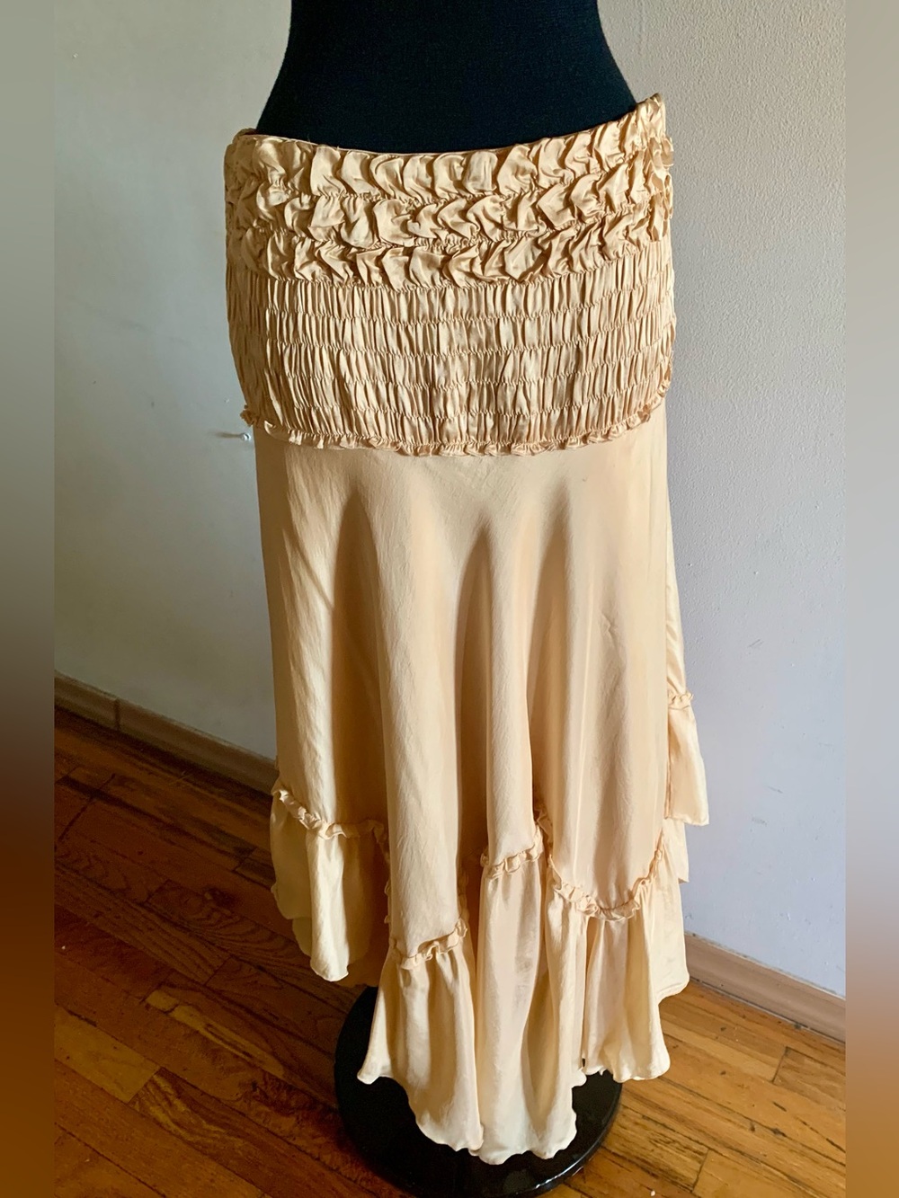 ⭐️Emanuel Ungaro Fuchsia Collection Silk Boho Skirt⭐️